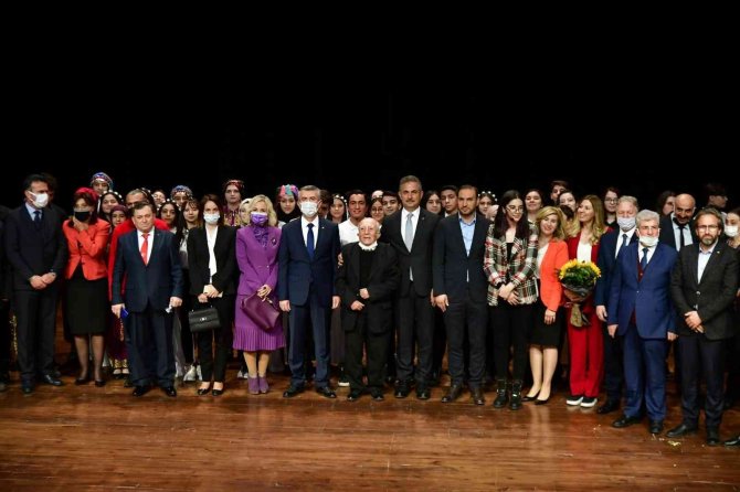 Öğretmenler Günü Mamak’ta Coşkuyla Kutlandı
