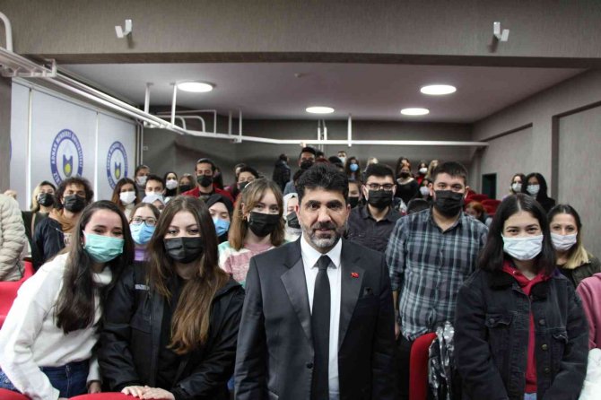 Rektör Aldemir, Koçarlı’da Öğrencilerle Bir Araya Geldi