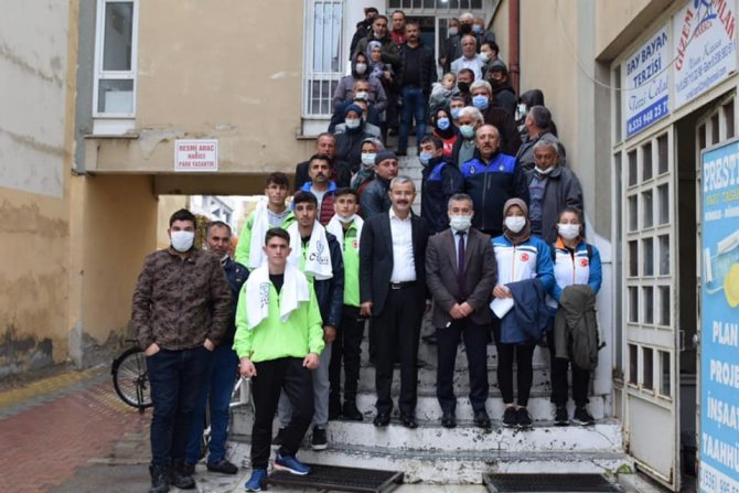 Romanya’da Düzenlenecek Bilek Güreşi Şampiyonasına Çivril’den 9 Sporcu Katılacak