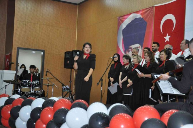 Öğretmenler Korosundan Muhteşem Konser