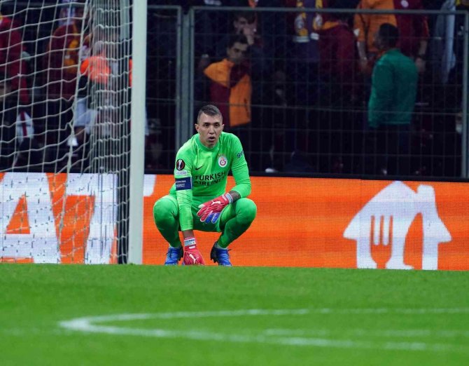 Uefa Avrupa Ligi: Galatasaray: 2 - Marsilya: 0 (İ̇lk Yarı)