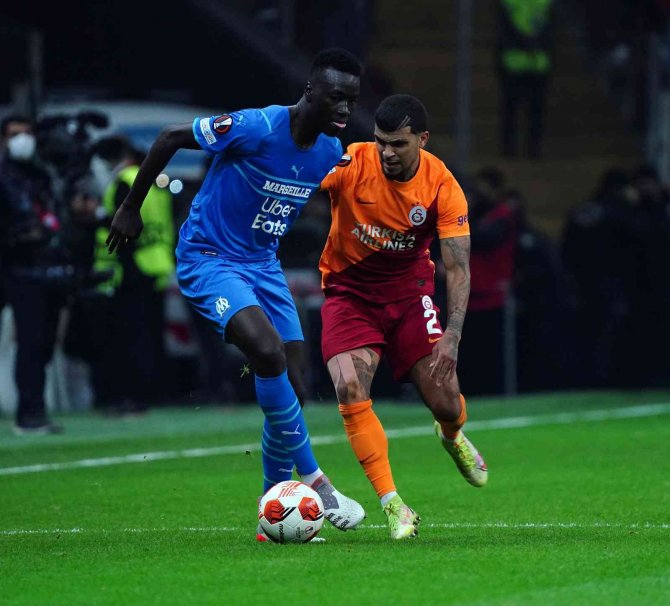 Uefa Avrupa Ligi: Galatasaray: 2 - Marsilya: 0 (İ̇lk Yarı)