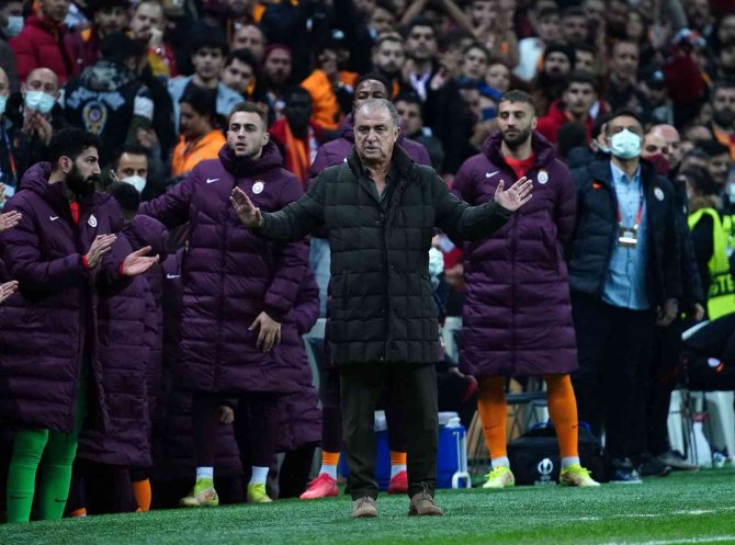 Uefa Avrupa Ligi: Galatasaray: 2 - Marsilya: 0 (İ̇lk Yarı)