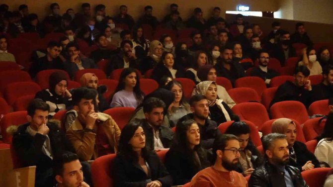 Erciş’te Öğretmenler Günü Etkinliği