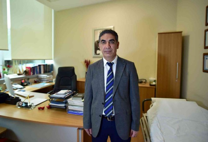 Eşinin Karaciğeri İle Hayata Tutundu