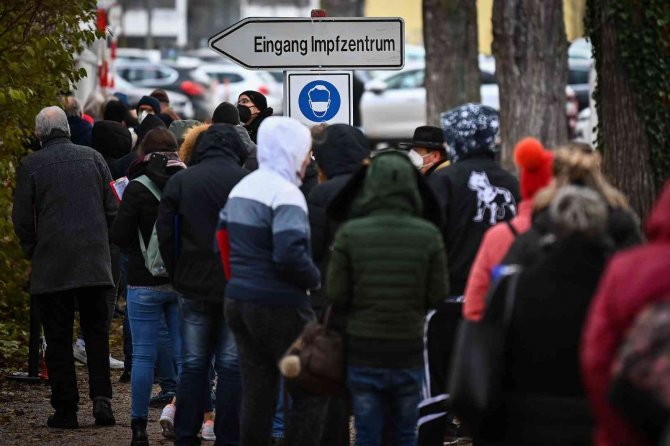 Almanya’da Günlük Vaka Sayısında Yeni Rekor