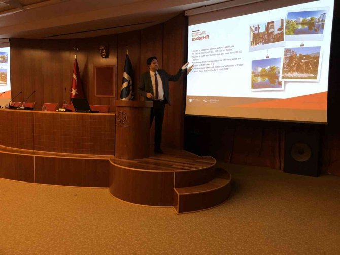 Anadolu Üniversitesi Endonezyalı Misafirlerini Ağırladı