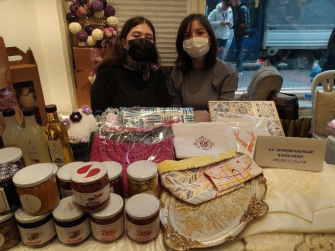 Kadınlar Şiddet Mağdurlarına Destek İçin Organik Pazara Akın Etti