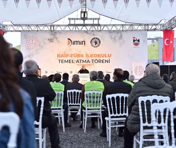 Diyarbakır’da İş Adamı Tarafından Yaptırılan 32 Derslikli İlkokulun Temeli Atıldı