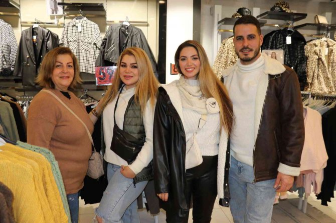 Van’daki Otellerde ‘Muhteşem Cuma’ Yoğunluğu