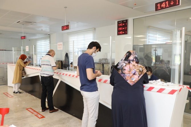 İ̇lkadım’da Hafta Sonu Nöbetçi Vezneler Açık Olacak