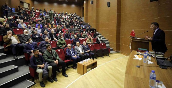 Gaün’de "Fuat Sezgin" Konferansı