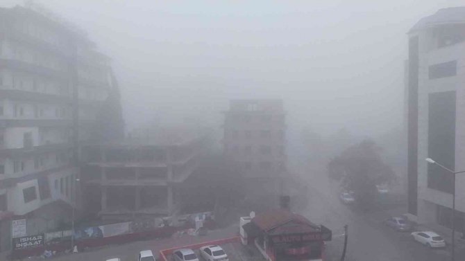 Hatay’da Sabah Saatlerinde Sis Etkili Oldu