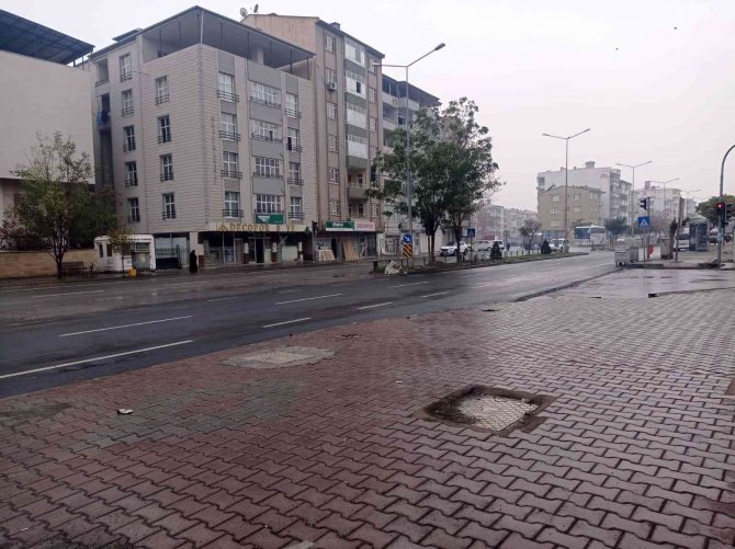 Iğdır Kent Merkezinde Yağmur, Köylerde İse Kar Etkili Oluyor