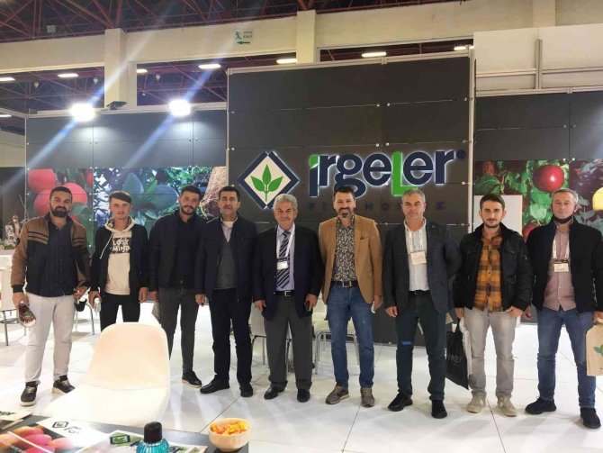 İ̇negöllü Çiftçiler Tarımdaki Yenilikleri Antalya Fuarında İnceledi