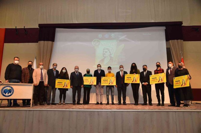 Rektör Namık Ak: "Yunus Emre Eserleri İle Gönüllerde Taht Kurmuş Bir Değerimizdir"