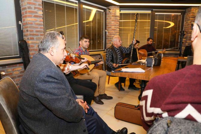 Müziğe Gönül Verenler Talas Musiki Cemiyeti’nde Buluşuyor