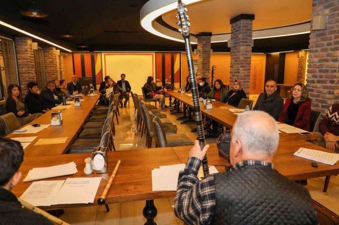 Müziğe Gönül Verenler Talas Musiki Cemiyeti’nde Buluşuyor