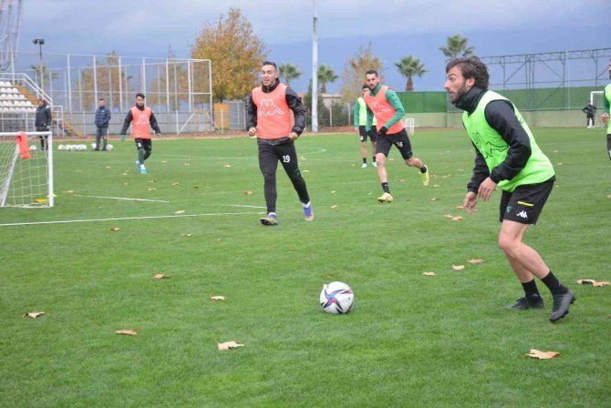 Kocaelispor, Yara Sarmak İstiyor