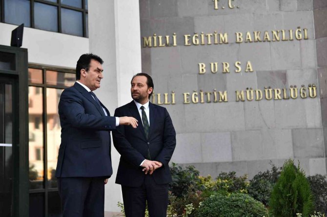 Dündar’dan İ̇l Millî Eğitim Müdürü Gür’e Hayırlı Olsun Ziyareti