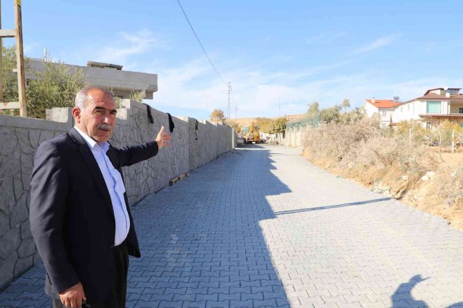Şehitkamil’de Kırsal Mahallere Kilit Parke Taşı