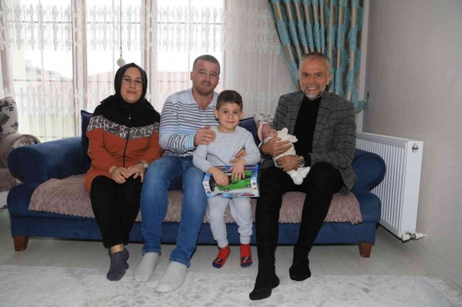 İ̇stanbul’da İlk Sırada Ak Partili Belediye Başkanı Var