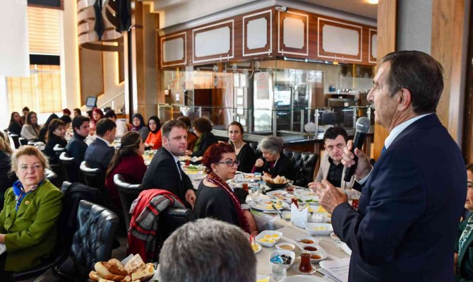 Başkan Ataç: "Tepebaşı’nda Kadının Yeri Ayrıdır"