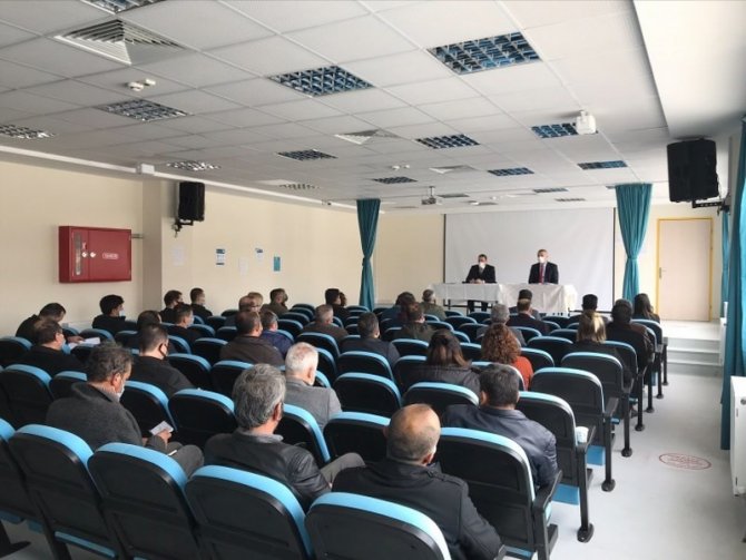 Burhaniye’de Kaymakam Okul Müdürleri İle Bir Araya Geldi