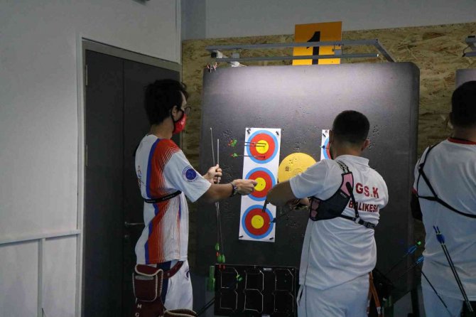 Mete Gazoz Ve 511 Sporcu Samsun’da Şampiyonluk İçin Ok Atıyor