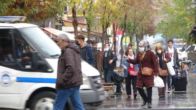 Vücutta Hasar Meydana Getiren Grip, İlkbaharın Sonuna Kadar Bekleniyor
