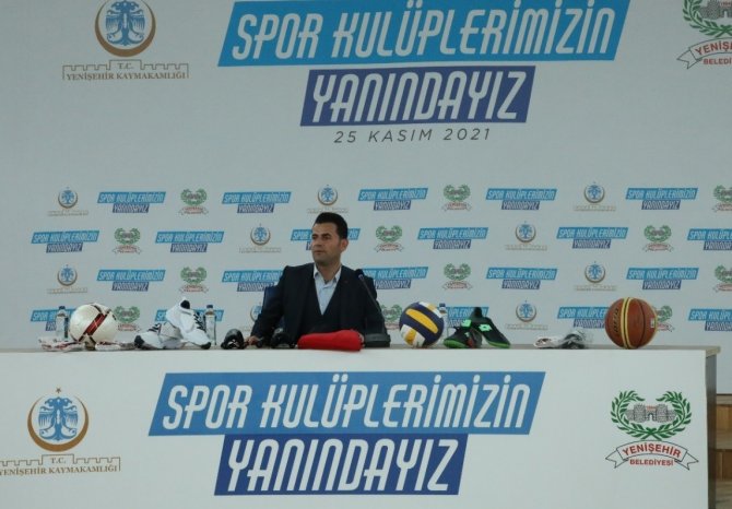Yenişehir Belediyesinden Amatör Spor Kulüplerine Malzeme Desteği