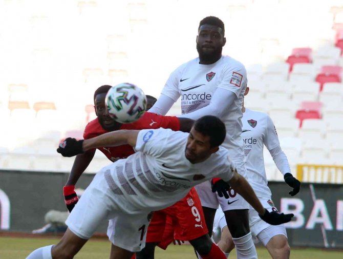 Sivasspor İle Hatayspor 3. Randevuda