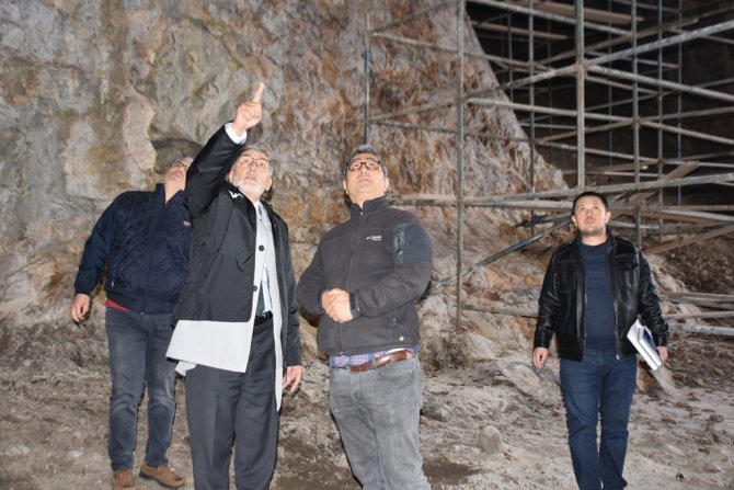 İ̇nler Mağaralarında Restorasyon Çalışmaları Devam Ediyor