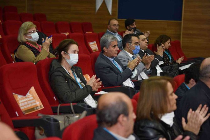 İ̇zmir Kent Konseyleri Birliği Seçimli Genel Kurulu Aliağa’da Yapıldı