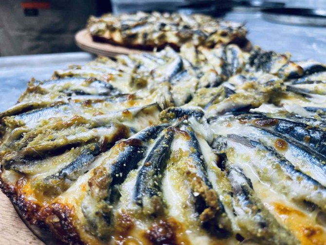 Köftesi, Sucuğu, Döneri, Tatlısından Sonra Pizzası Da Yapıldı