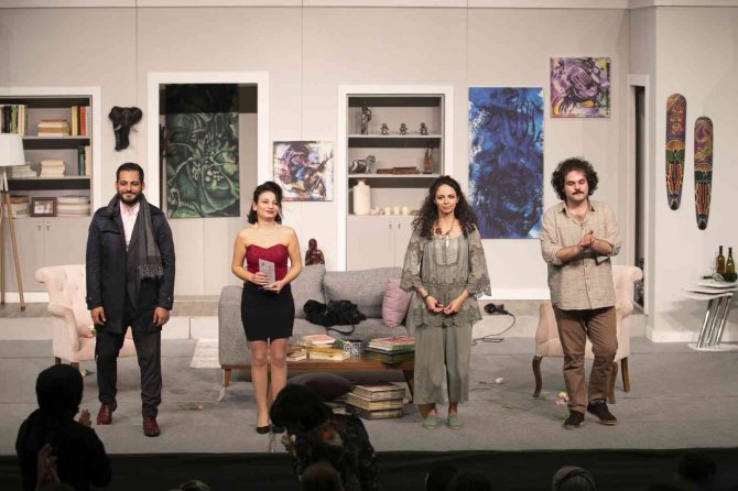 6. Mersin Uluslararası Tiyatro Festivali Başladı