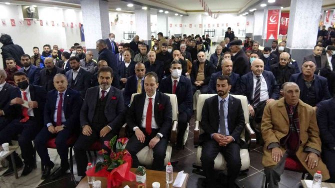 Yeniden Refah Partisi Genel Başkanı Erbakan Muş’ta