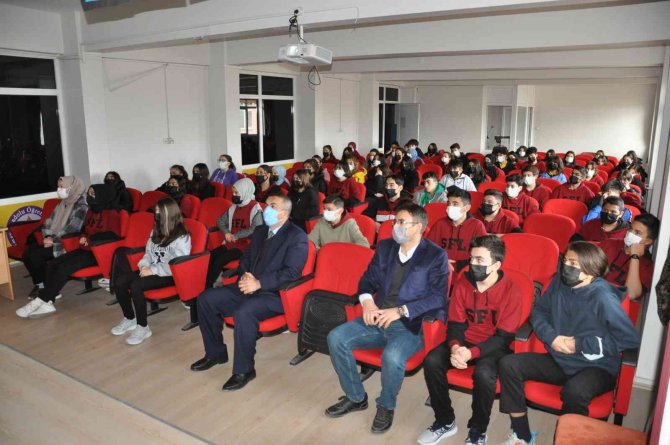 Simav’da Öğrencilere Trafik Eğitimi