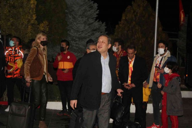 Galatasaray’a Malatya’da Coşkulu Karşılama