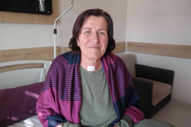 Konuşa Konuşa Ameliyat Oldu