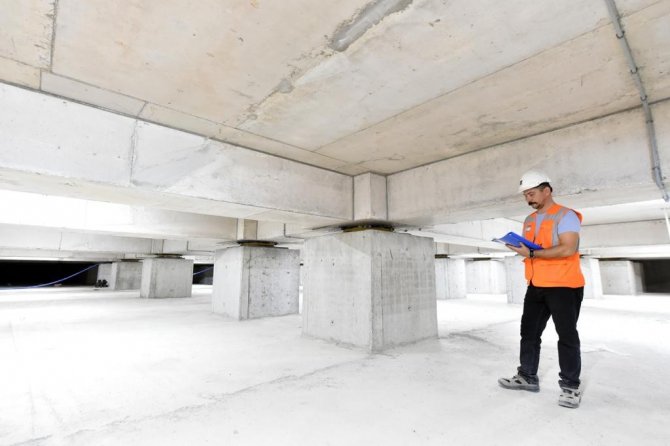 Yeni Dörtyol Devlet Hastanesi’ne Deprem İzolatörü Kalkanı