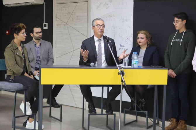 Başkan Arda, Öğrencilerle Buluştu