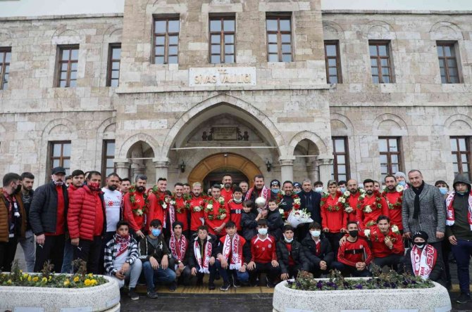 Ampute Milli Takımı’na Sivas’ta Coşkulu Karşılama