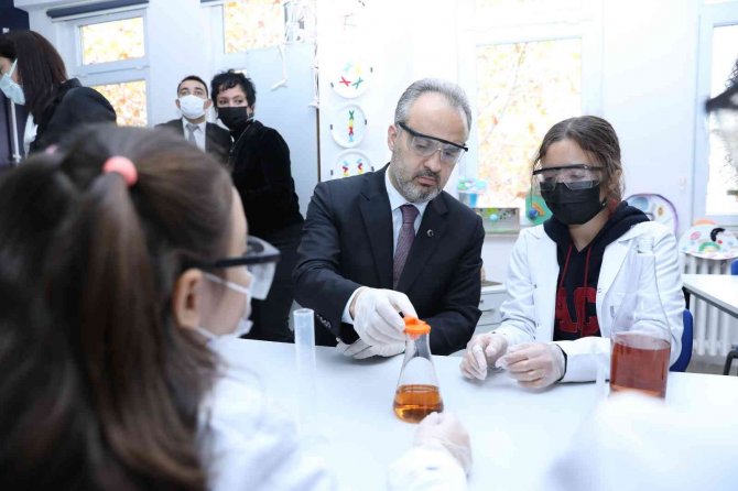 Eğitimde Çıta Büyükşehir’le Yükseliyor