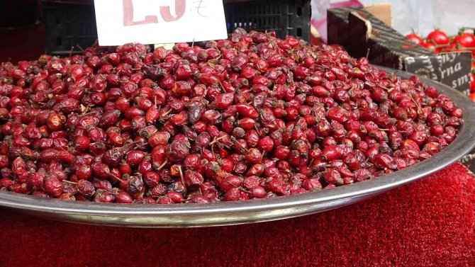 Bu Tezgahtaki Marmelatlar Şifa Deposu