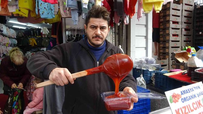 Bu Tezgahtaki Marmelatlar Şifa Deposu