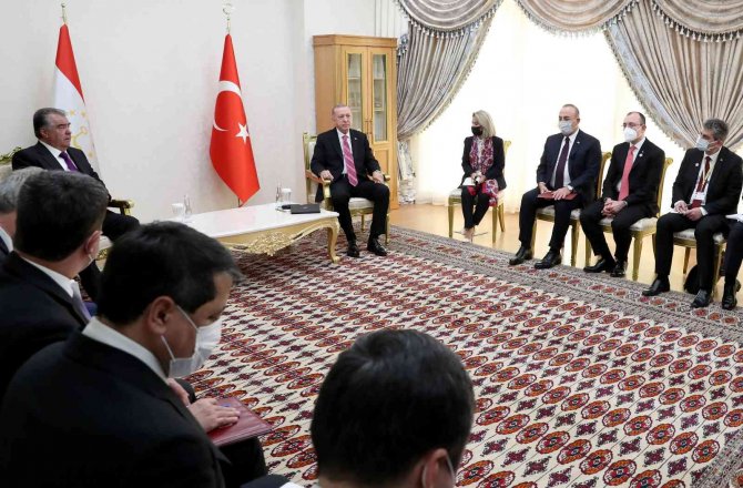 Cumhurbaşkanı Erdoğan, Tacikistan Cumhurbaşkanı Rahman İle Görüştü