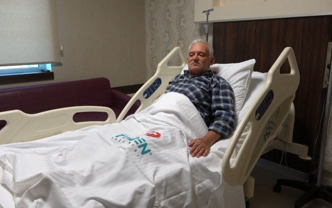 İ̇drarda Kanama Şikayetiyle Gelen Hastanın Mesanesinde Tümör Olduğu Saptandı