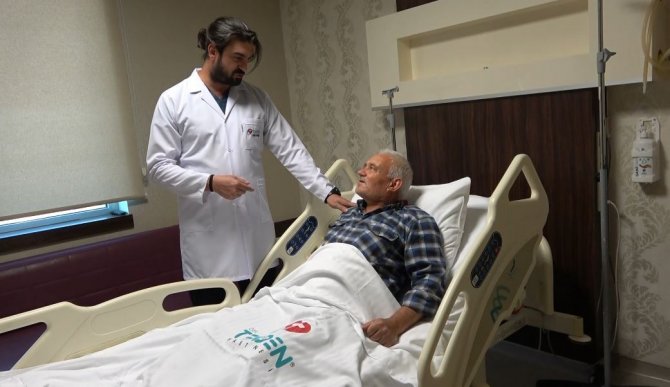 İ̇drarda Kanama Şikayetiyle Gelen Hastanın Mesanesinde Tümör Olduğu Saptandı