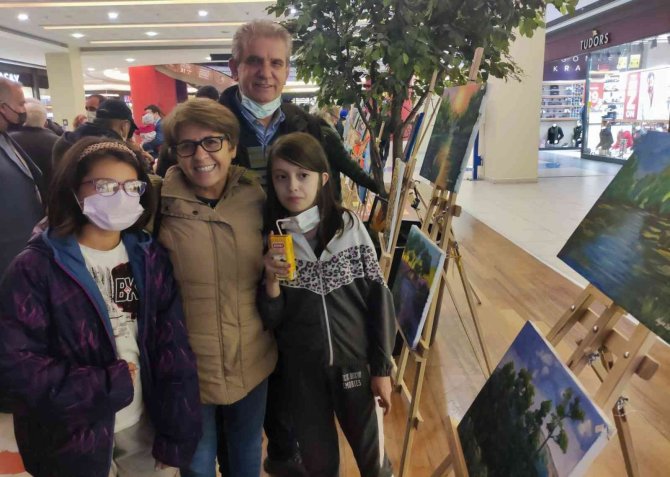 Geleceğin Ressamlarından Sergi